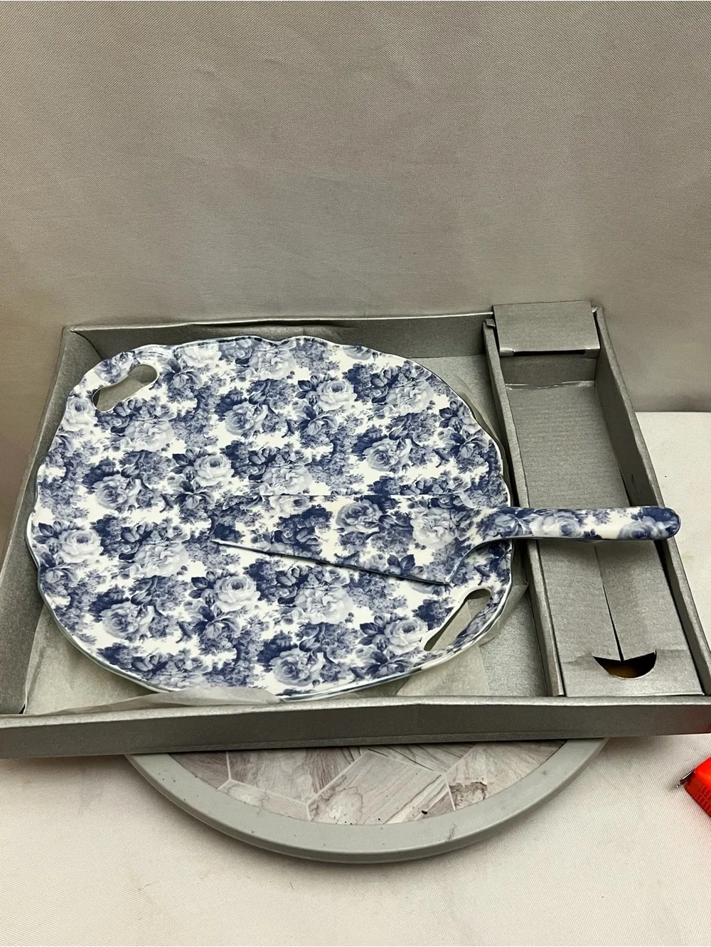 Olde World Collection Blue White Floral Ceramic Cake Plate Server Set New Box